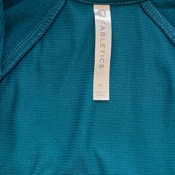 Fabletics Jacket - Teal - Medium - EUC - Athletic - Yoga - Workout - Picture 11 of 15